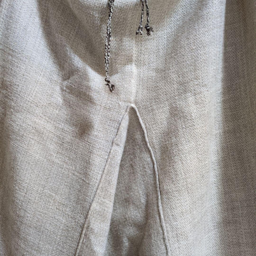 真木テキスタイルのヒマラヤウ一ルのパンツ