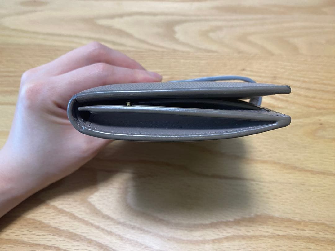 【美品】CELINE ミディアムストラップウォレット　二つ折り財布 グレー