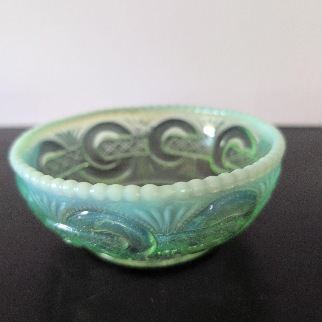最終値下げ　ウランガラス　渦つなぎ紋　鉢　3客