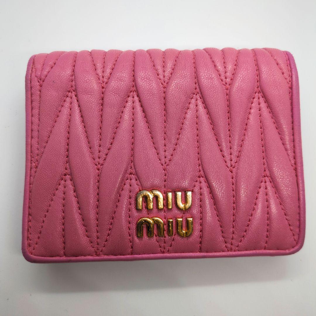 MIU MIU ミュウミュウ 二つ折り財布 マテラッセ レザー