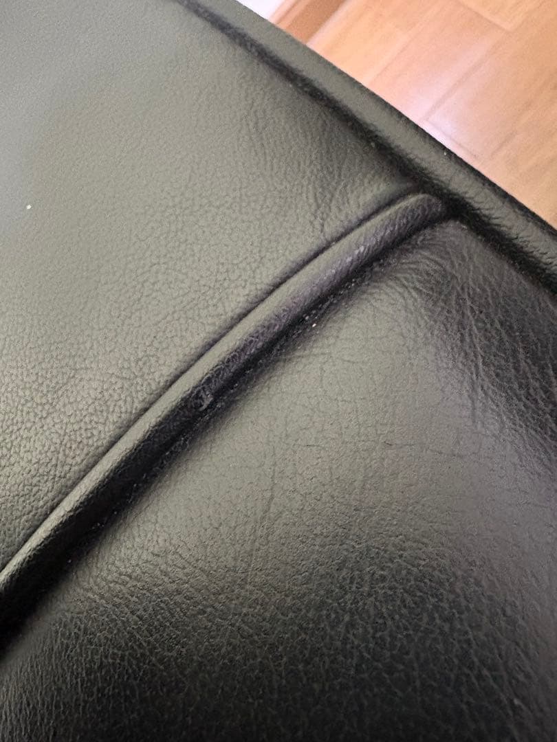 バルセロナチェア　オットマン リプロダクト