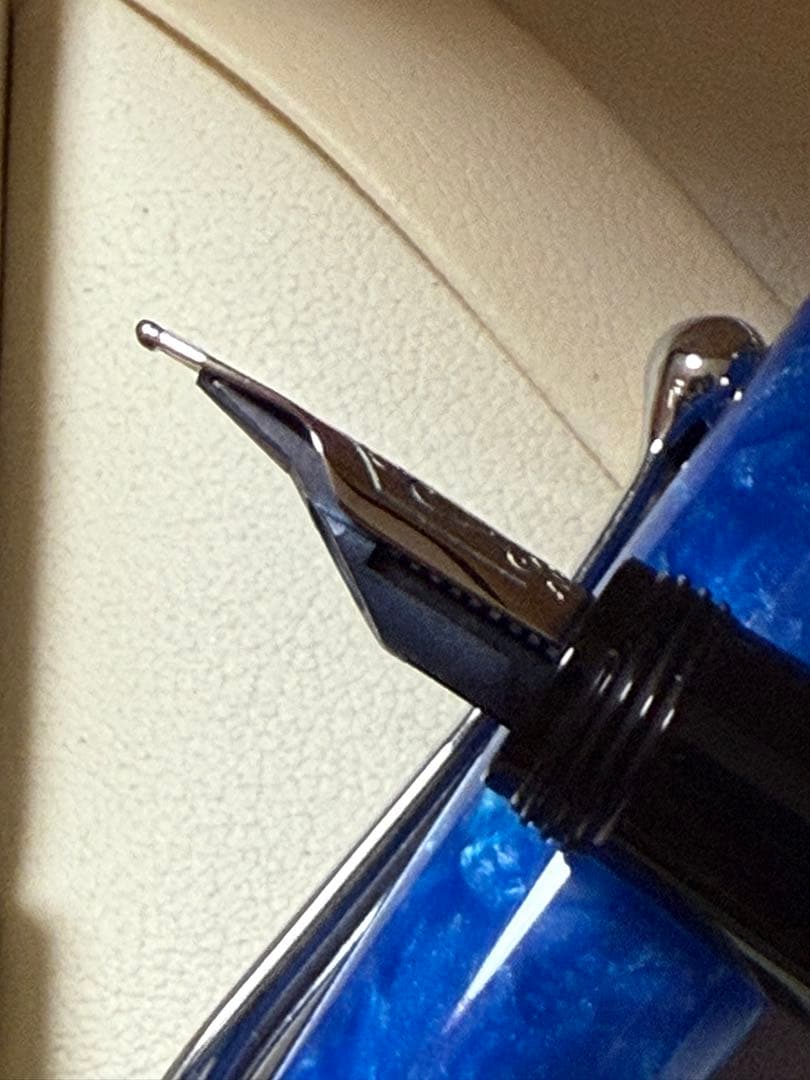 中古　万年筆　アウロラ　アクア　M