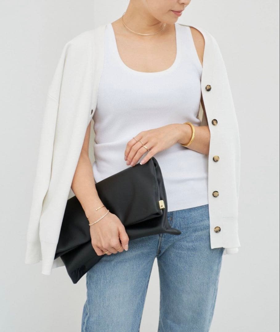 新品タグ付き✨ Eloise タンクトップ