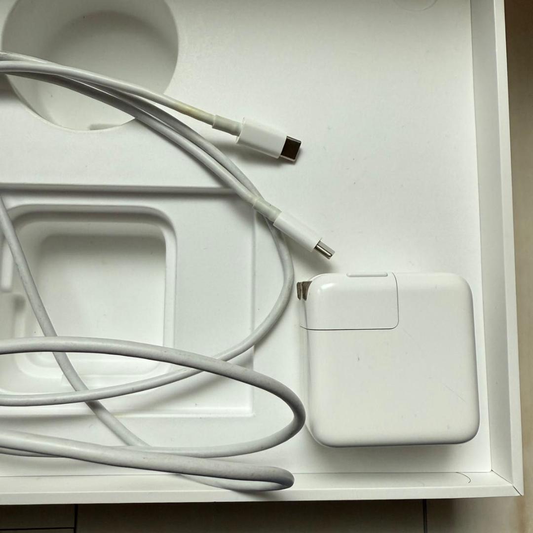 MacBook Air 2019 13インチ 8GB/256GB スペースグレー