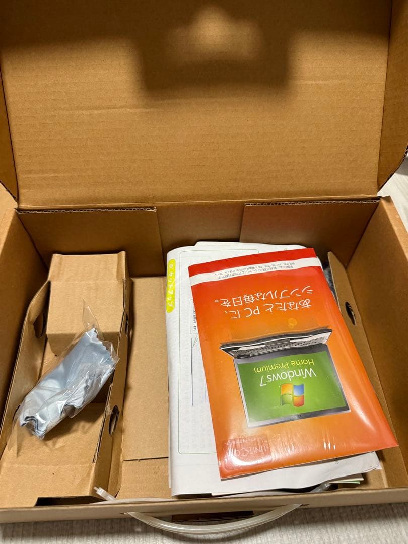 いとうのいぢ デザイン SHIRO-TSUBAKI NetBook