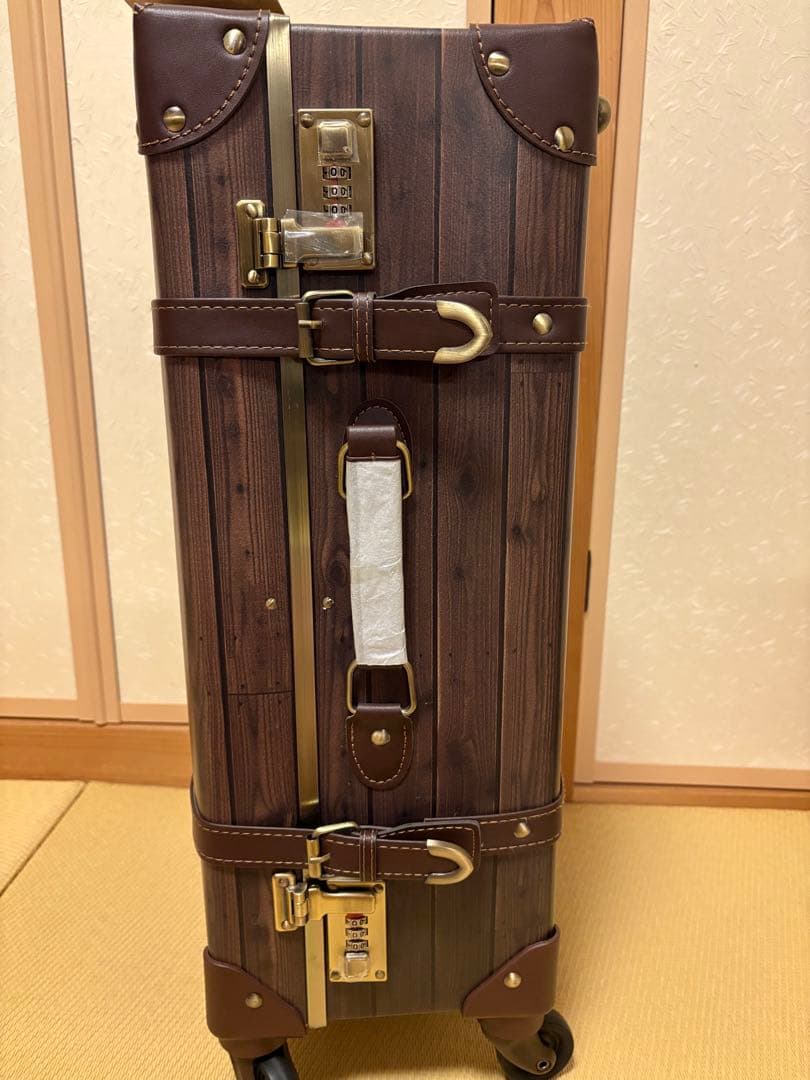 ワンピース 麦わらストア キャリーケース