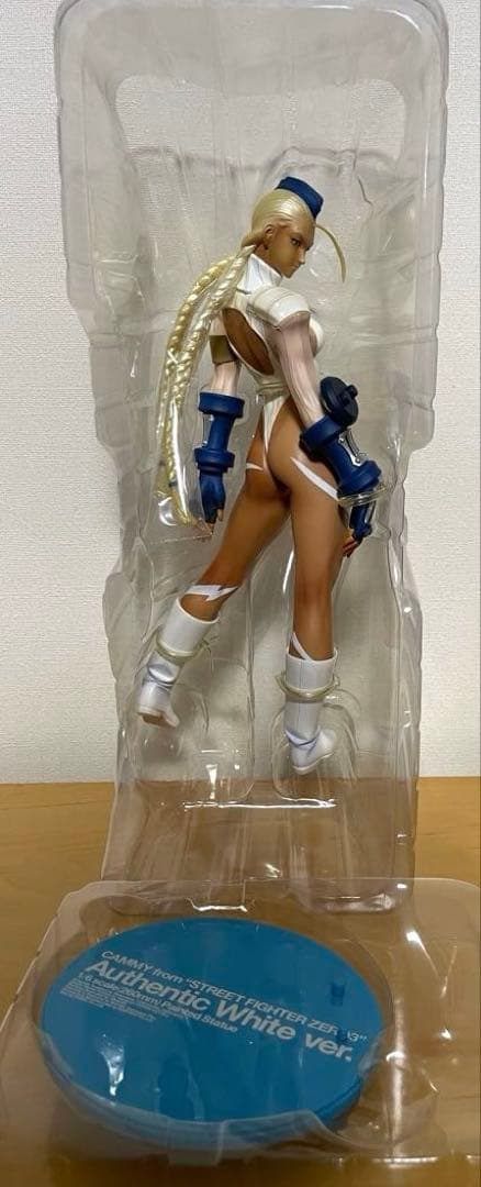 キャミィ ストリートファイターZERO3 オーセンティックホワイト