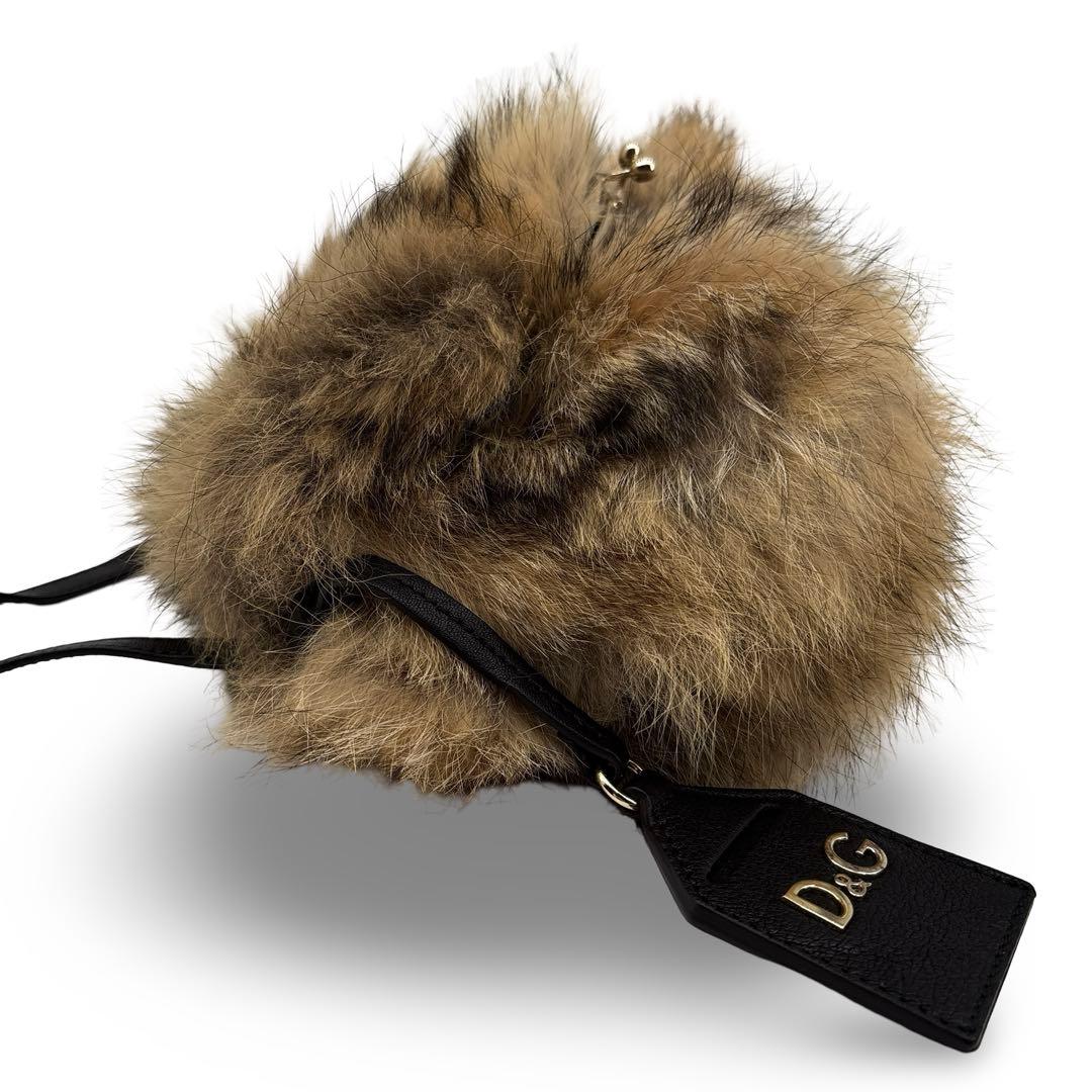 美品】 D&G ドルガバ 　ファー　ショルダーバッグ 　 レザー　ロゴ　　金具