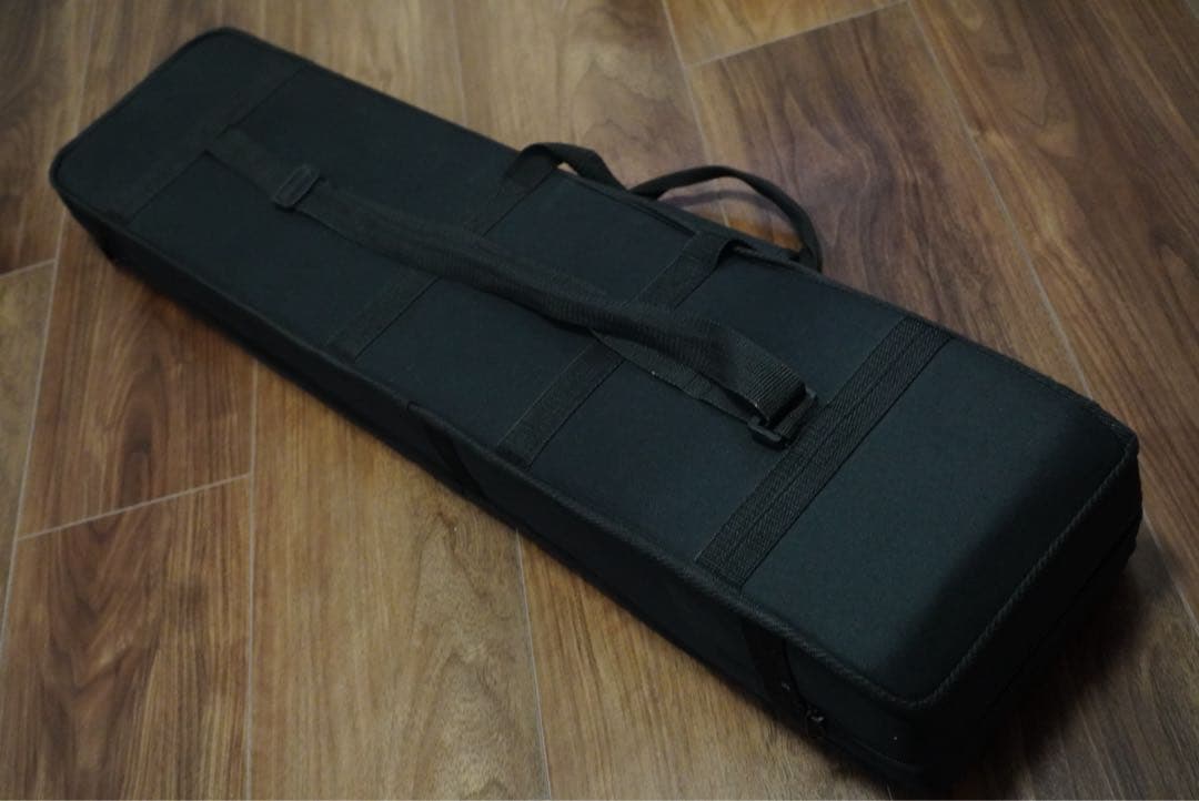 二胡 本蛇皮 革 ケース付き 敦煌杯　駒 弓 弦 美品 松香