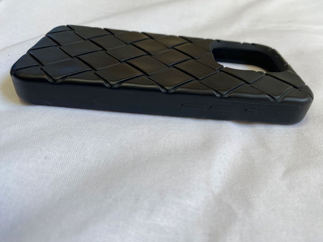 BOTTEGAVENETA iPhoneケース１５proブラック