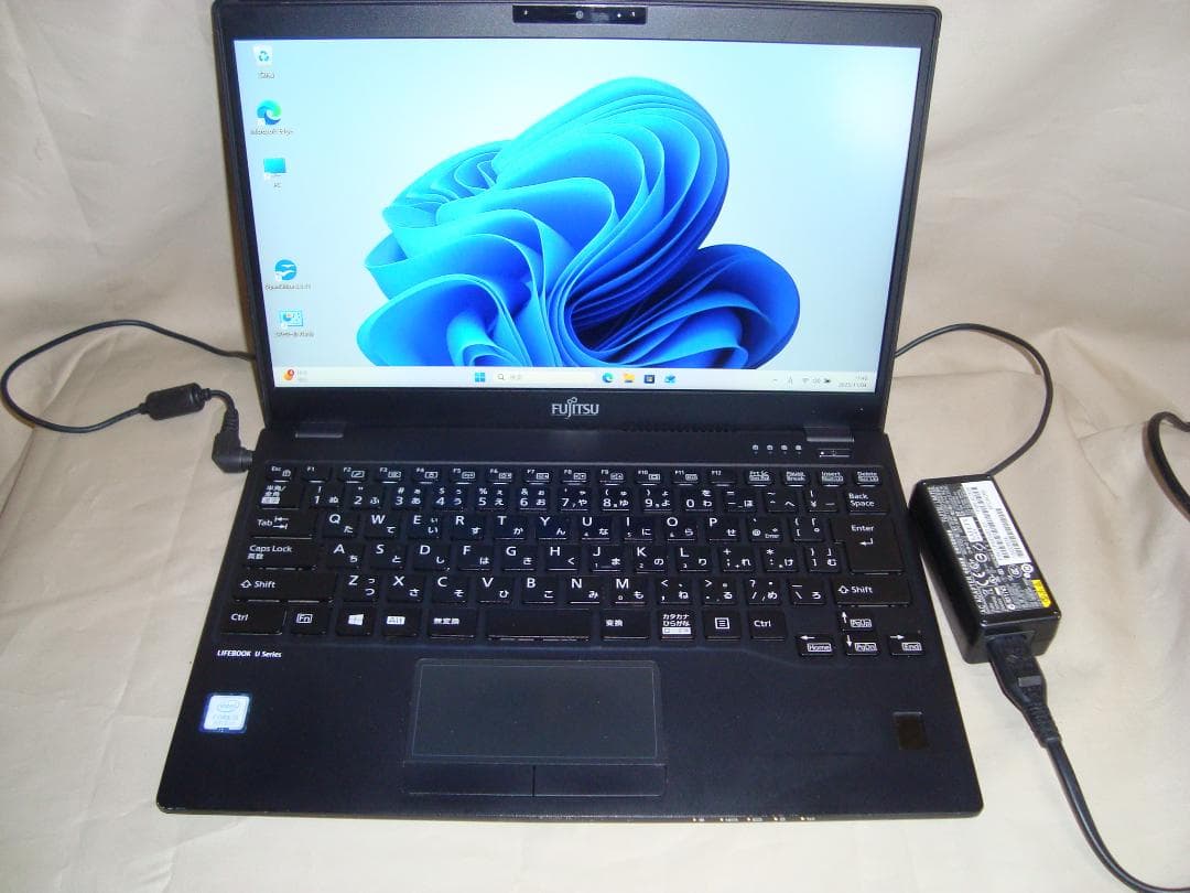 富士通 ノート、U939/C、COREi5ー8365U、128GB、WIN11