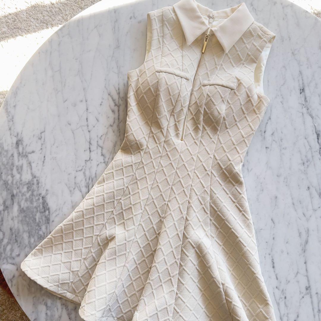 み*ん様 試着のみsugar ベージュ スリーブレスドレス