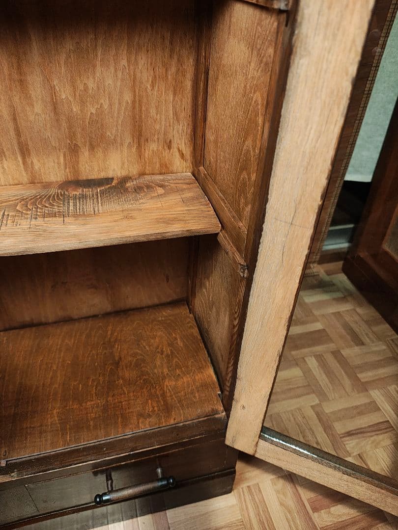 ガラス扉の本棚　食器棚　昭和レトロ　古家具