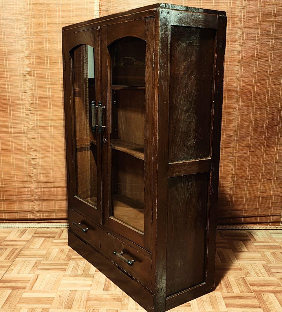 ガラス扉の本棚　食器棚　昭和レトロ　古家具