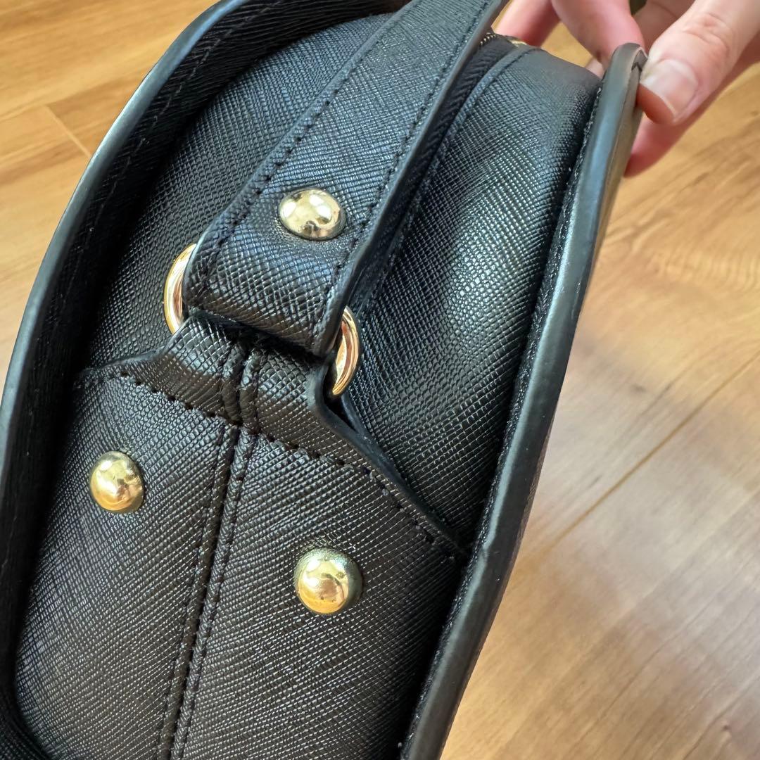 【美品】A.P.C. ハーフムーンバッグ　ブラック