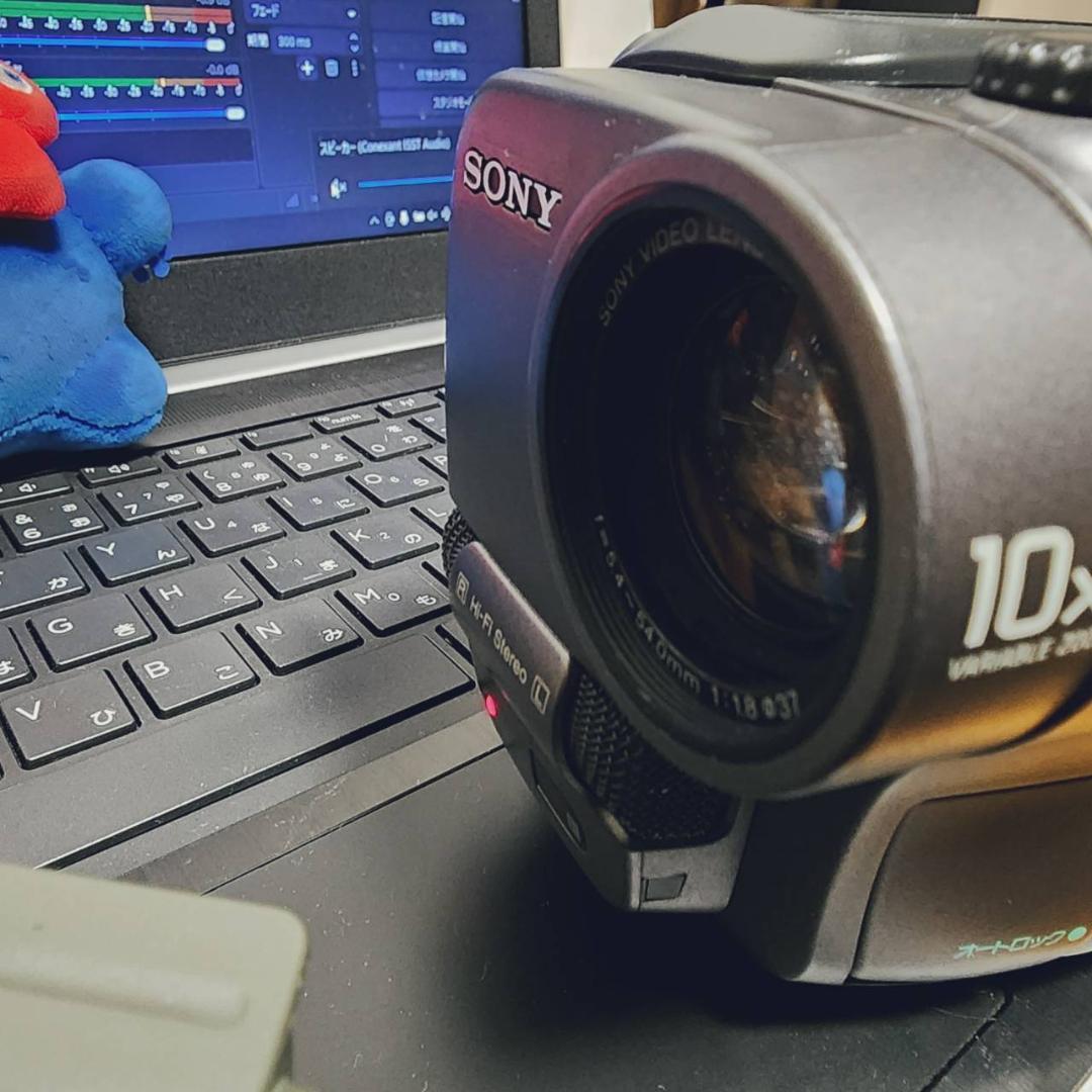 【動作確認済】SONY 高画質 Hi8 ビデオカメラ CCD-TR3 セット