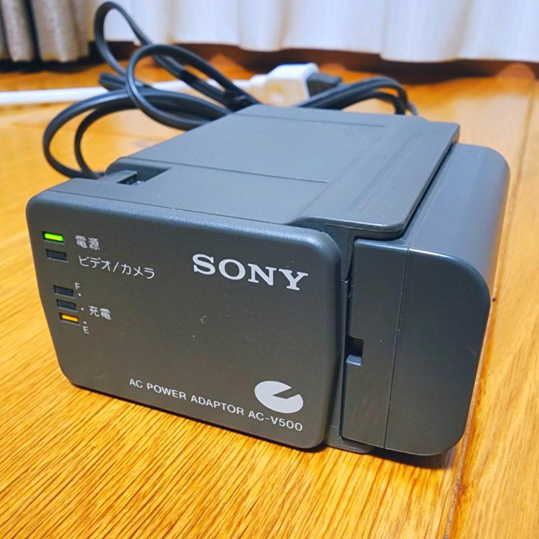 【動作確認済】SONY 高画質 Hi8 ビデオカメラ CCD-TR3 セット