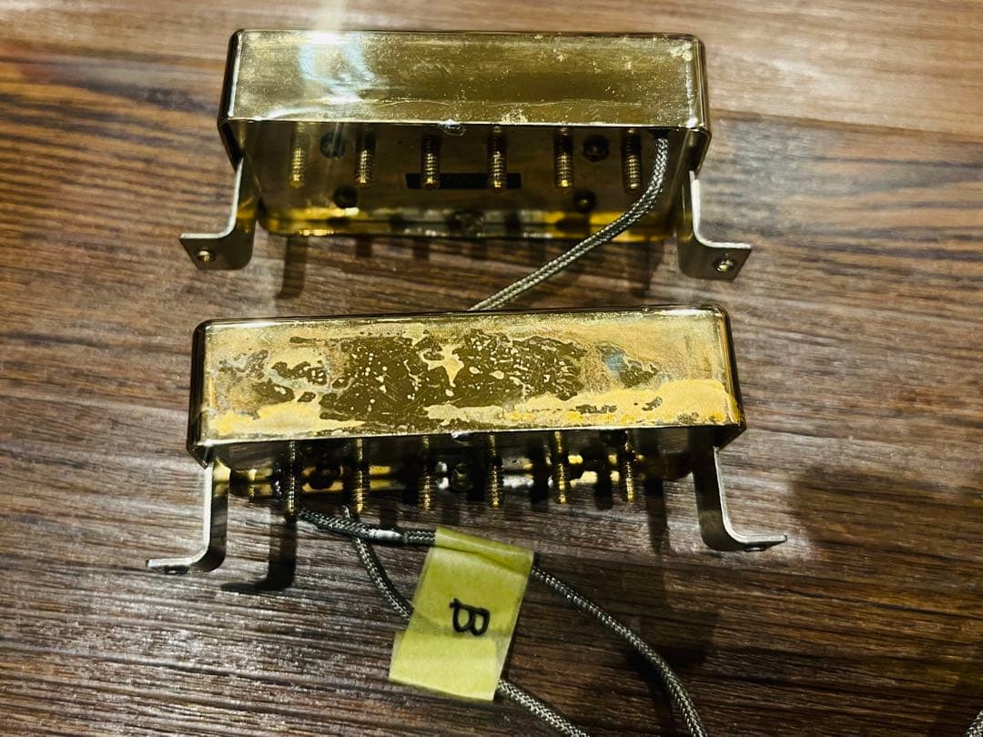 Gibson Custom Shop【Custom Bucker】Gold