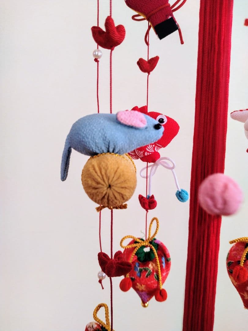 つるし飾り「つるし雛」中