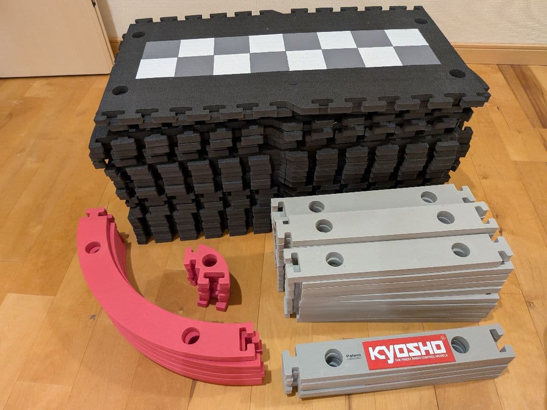 京商 ミニッツグランプリサーキット30 ショート ラジコン用サーキット