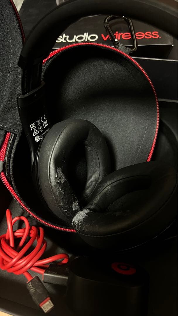 ヘッドホン beats STUDIO WIRELESS