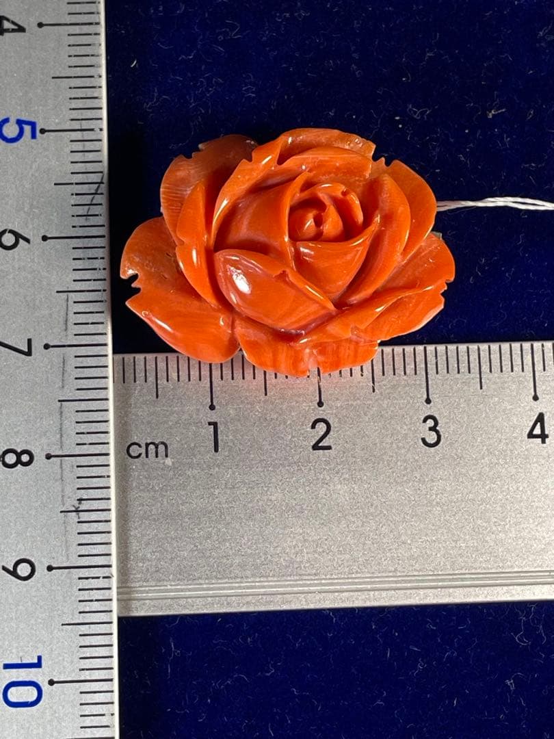 天然桃珊瑚 バラ型ブローチ兼ペンダント　Ｍー05