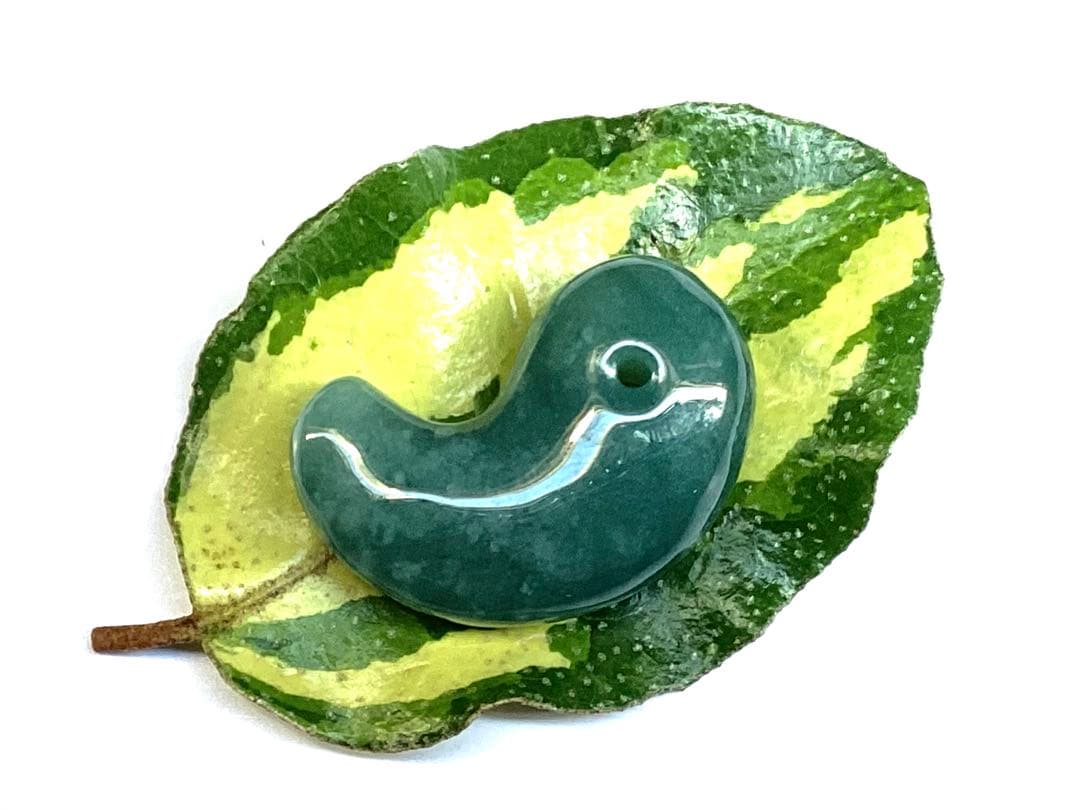 再結晶線入り糸魚川コン沢青翡翠 極上濃厚勾玉　宝石質の透過‼️極上高品質本物保証