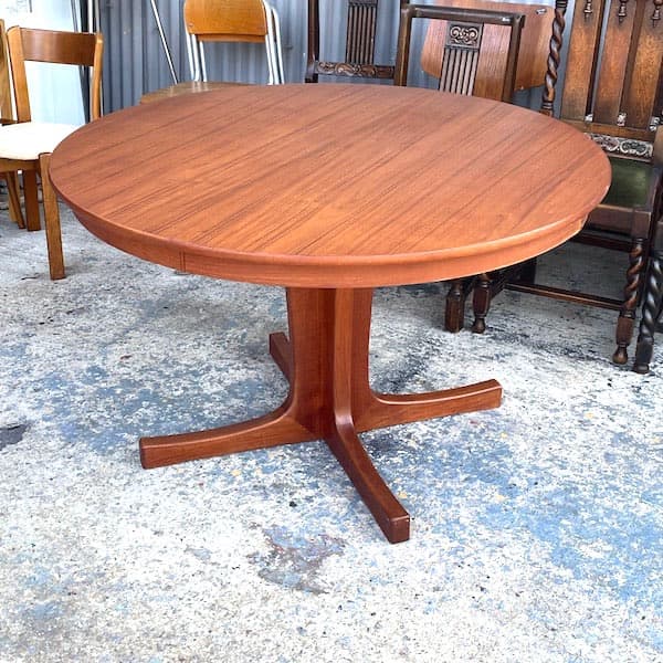 北欧ビンテージ　デンマーク　伸縮ダイニングテーブルテーブル　円形