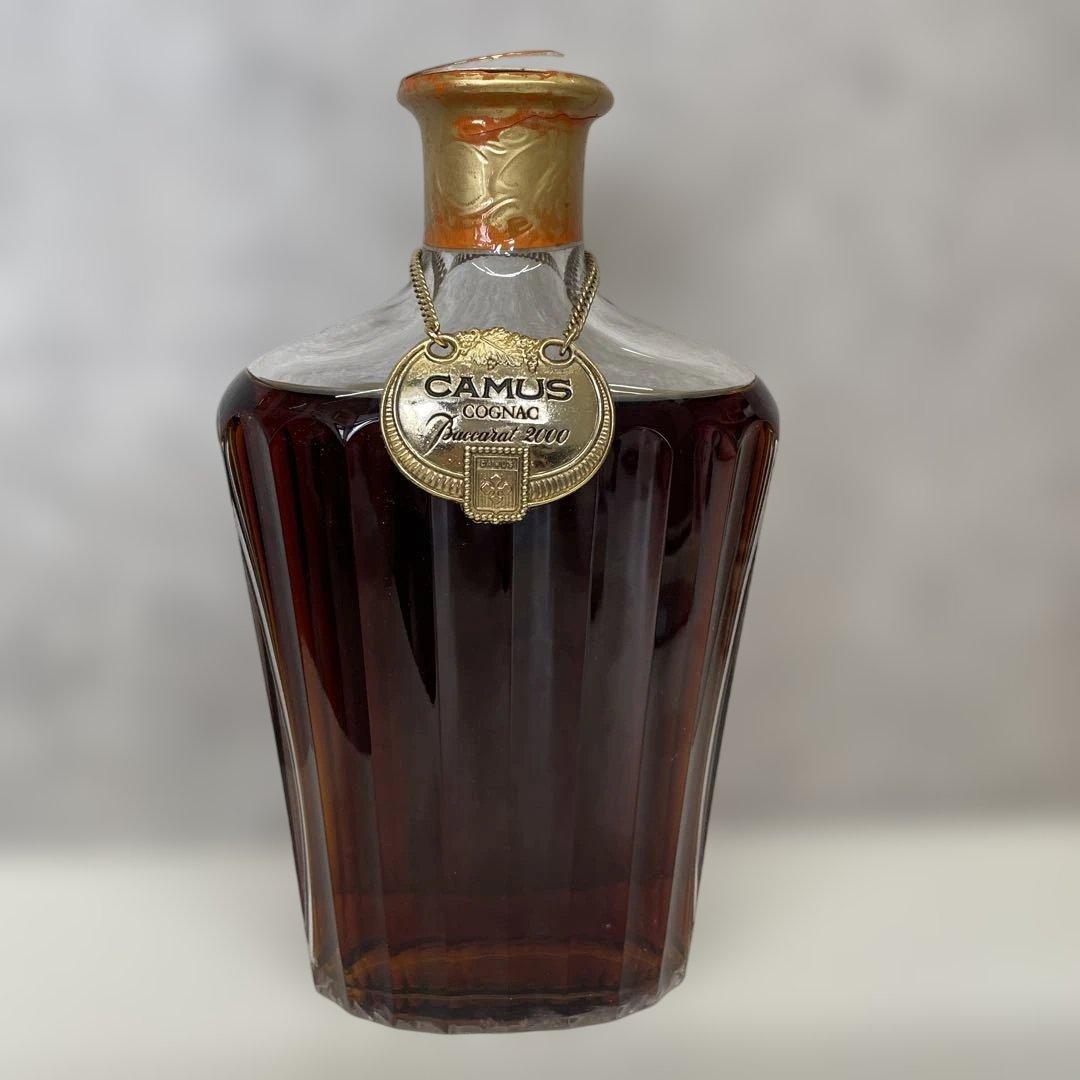 カミュ　コニャック　バカラ2000ギフトボックス 未開封