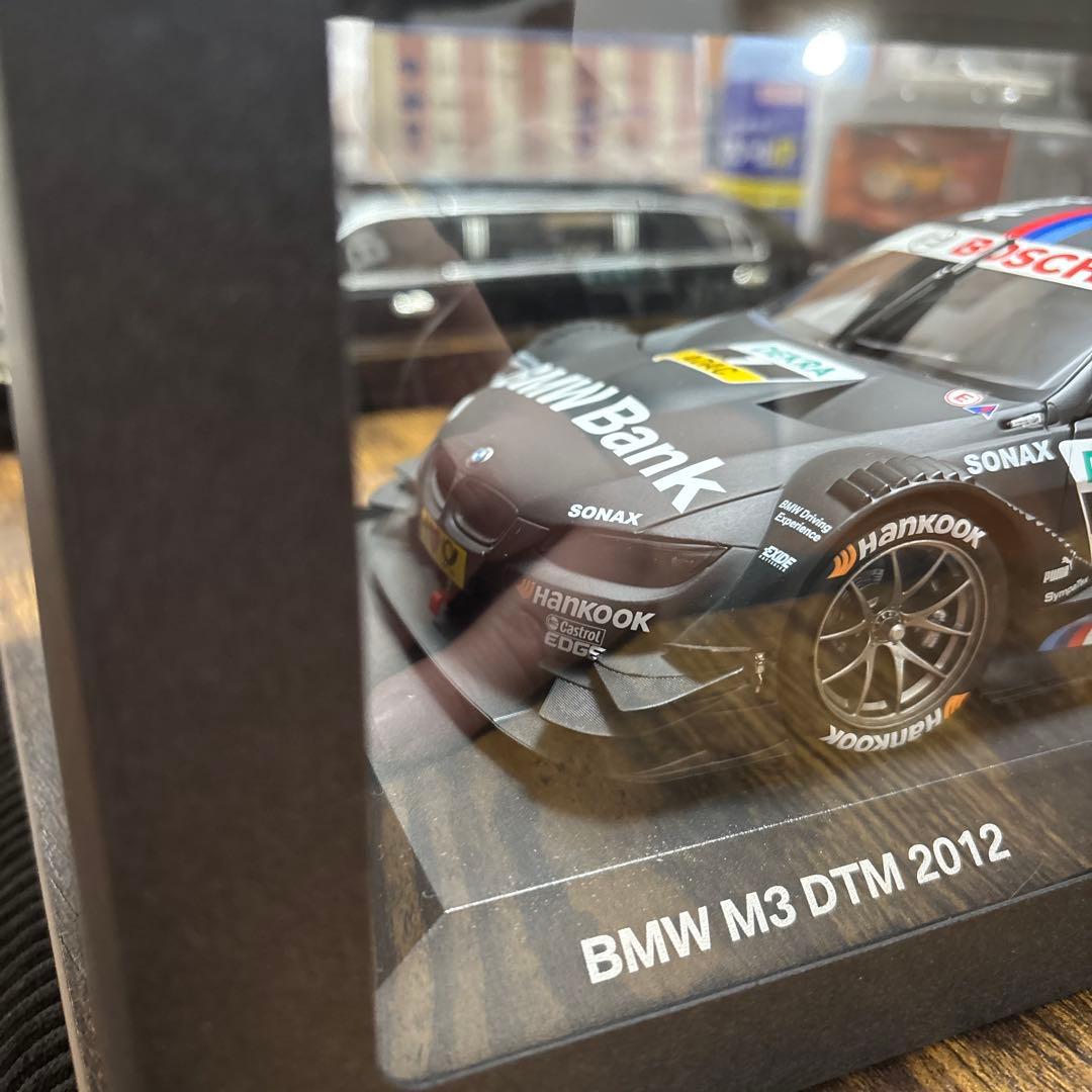 ギミックあり BMW M3 DTM 2012 BMW BANK ミニチャンプス