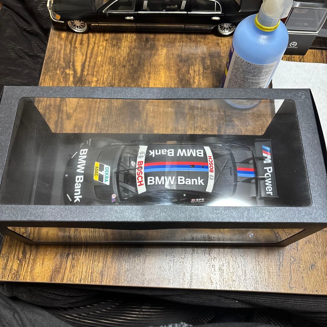 ギミックあり BMW M3 DTM 2012 BMW BANK ミニチャンプス