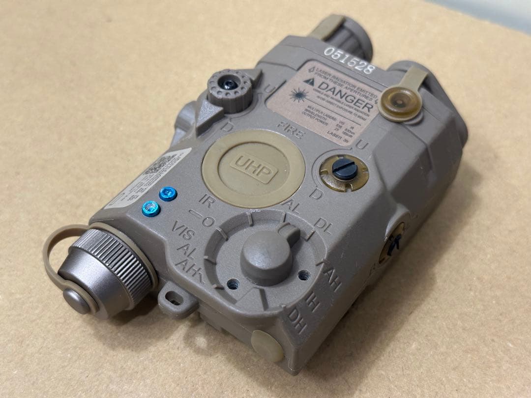 【突然終了の可能性大】Element Airsoft PEQ-15 FDE