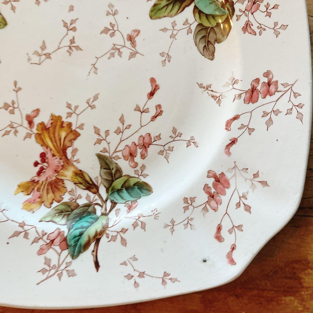 リュネビル　ポリクロームのスクエアプレート