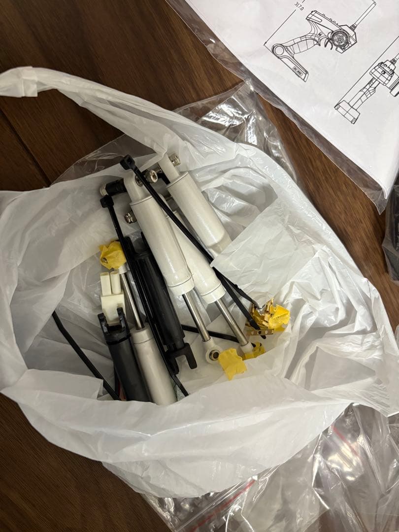 TRAIL STOMPER 4WD ラジコン