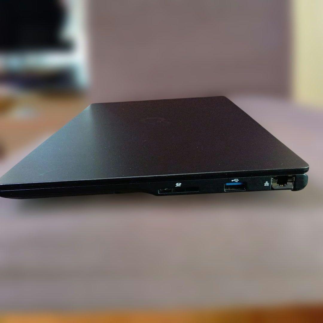 X① 富士通 　ＦＭＶＵ3401DD　U9311/FW