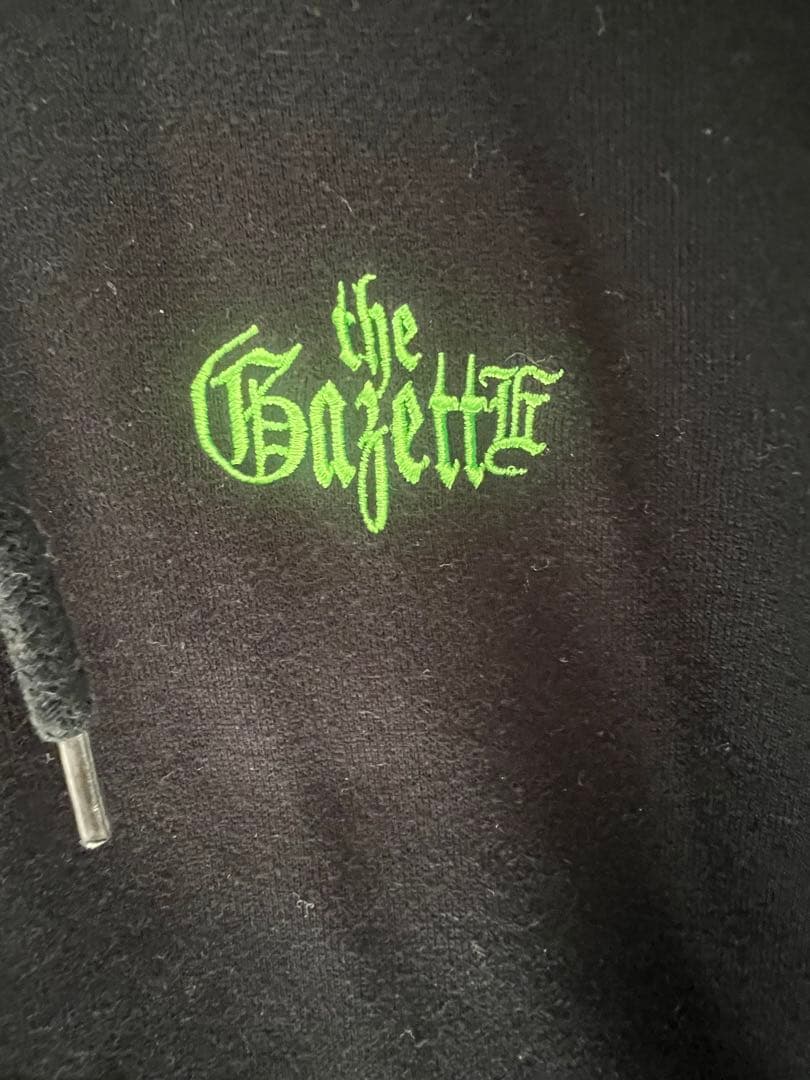 〈送料込〉the GazettE パーカー