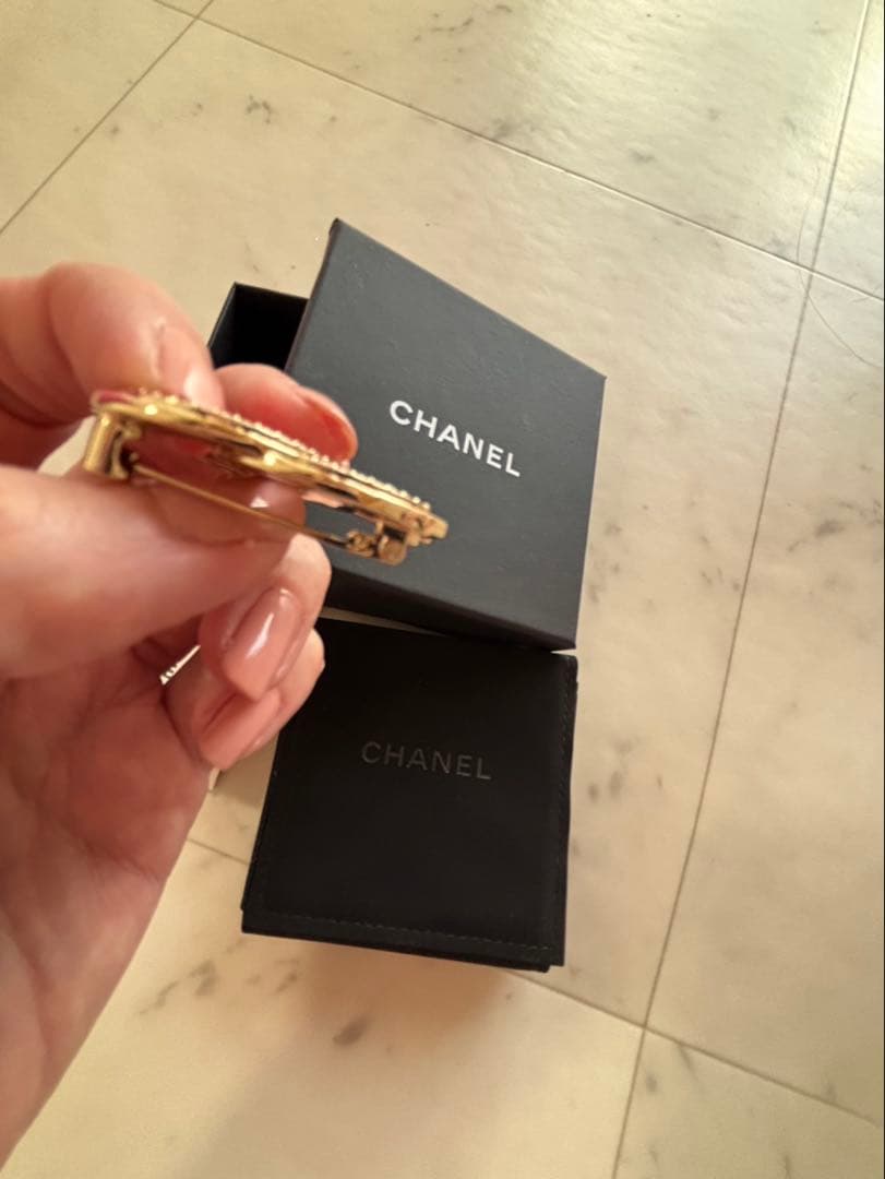 CHANEL シャネル ブローチ 正規品