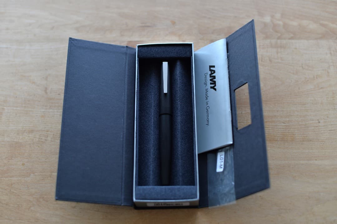 LAMY 2000 万年筆 Mブラック 専用ボックス付き