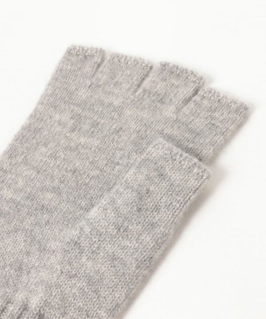 定価19800円　新品　店舗限定　BEAMS the A カシミヤ　グローブ