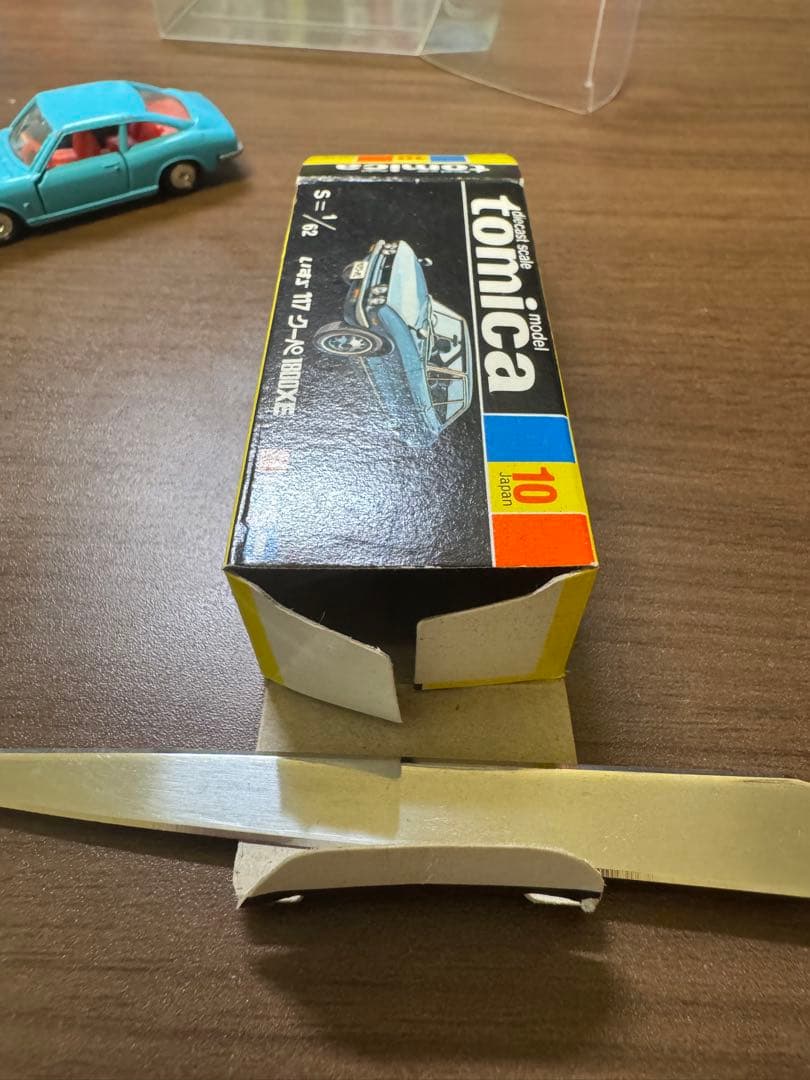 トミカ 黒箱 いすゞ 117クーペ1800XE【小田急特注】