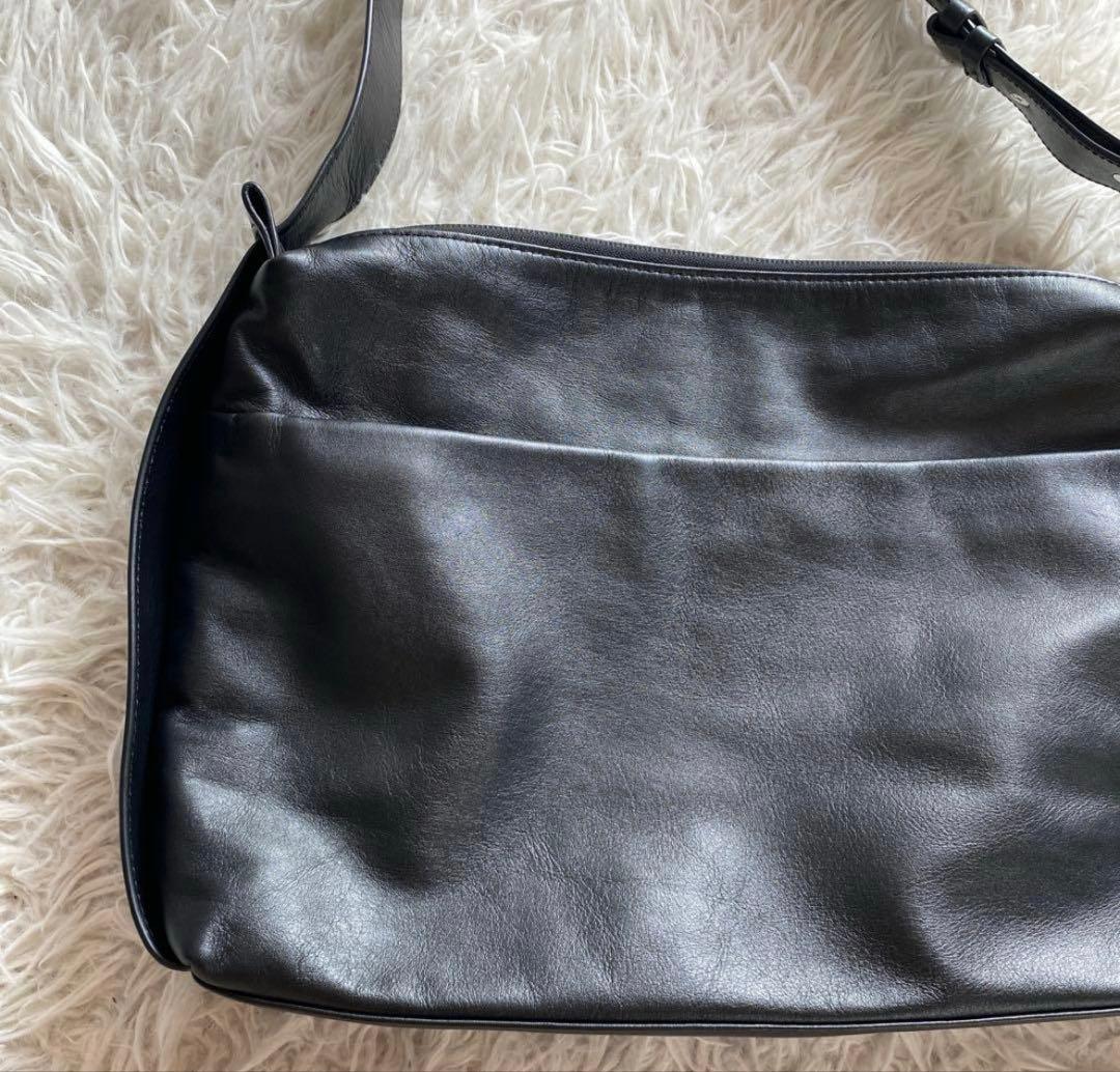 イアパピヨネ 《本革/480g》2WAYレザーショルダーバッグ