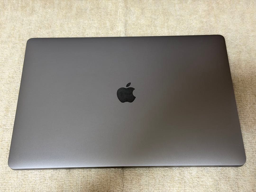 MacBook Pro 16インチ i9/32GB/1TB/5500M 8G