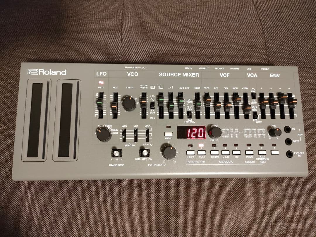 鍵盤楽器 Roland SH-01A Synthesizer