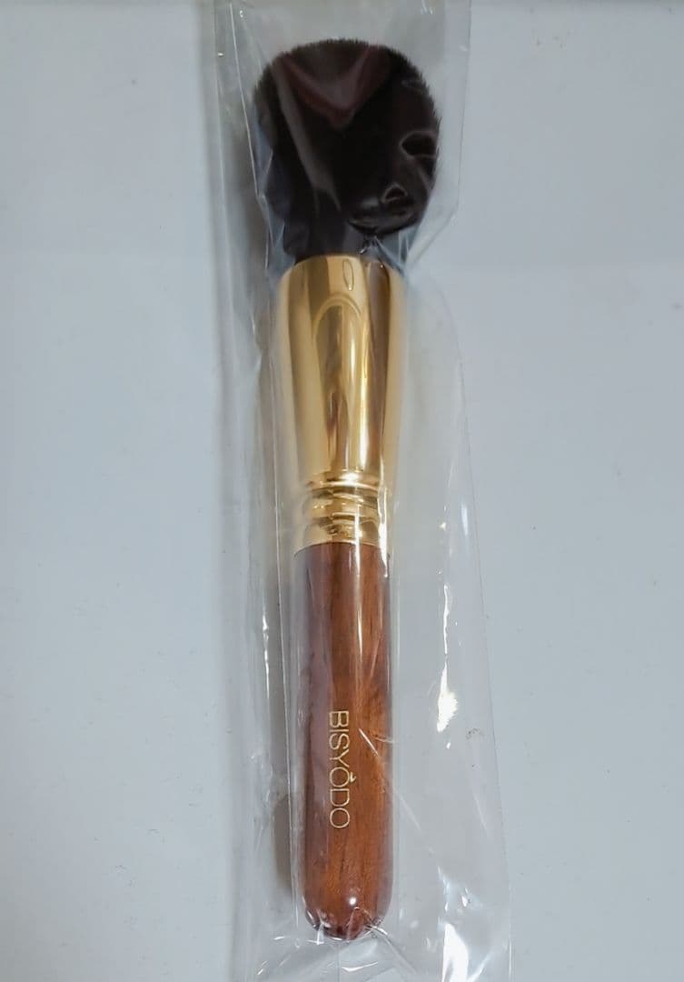 テカリ、くずれが気になる方にオススメ☆ 高級フィニッシングパウダーブラシ（丸）