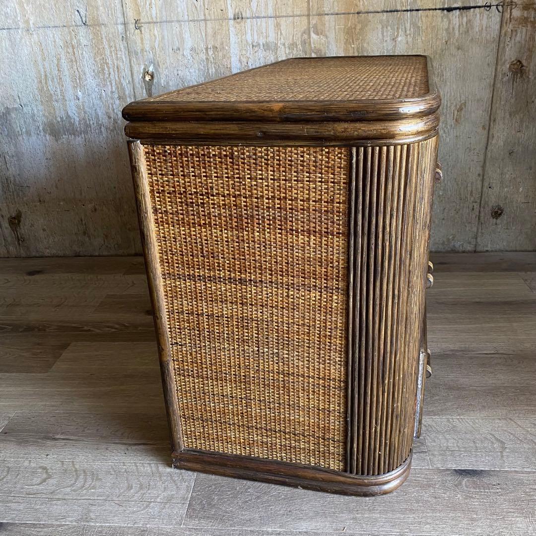 ラタン 籐　サイドボード　テレビ台　ガラス扉　古家具 昭和レトロ　ヴィンテージ
