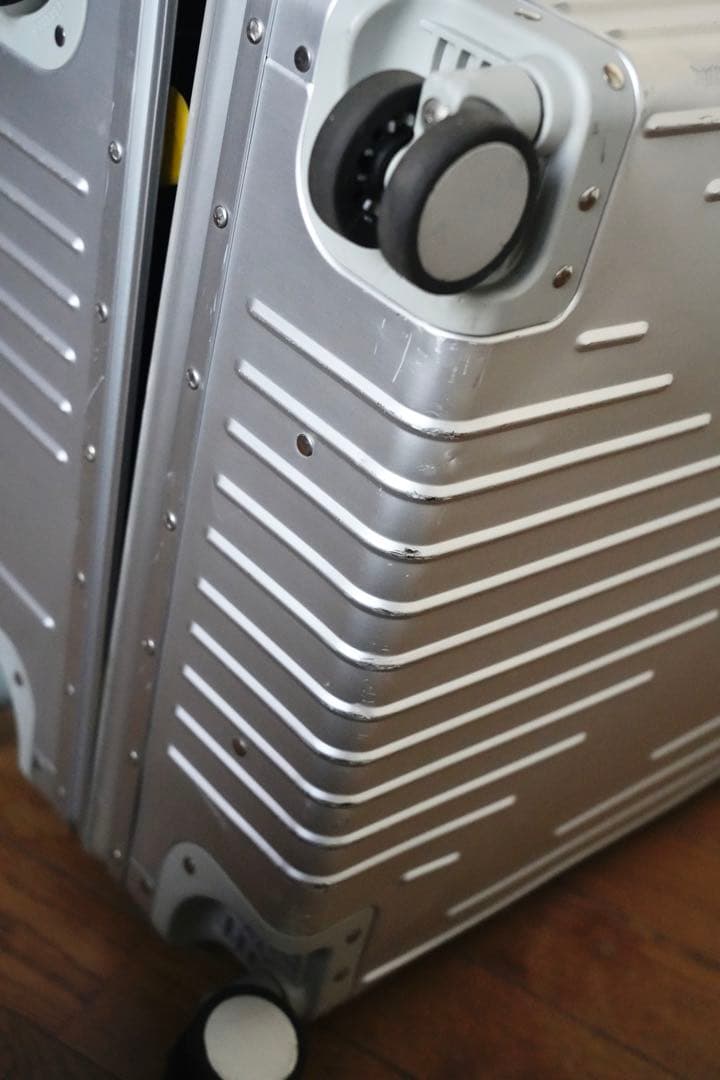 イノベーター innovator スーツケース　アルミ　70l