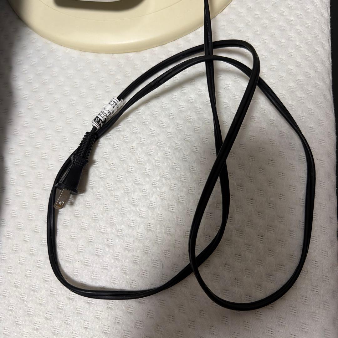 アラジン　Aladdin 電気ストーブ AEH-G100B-W