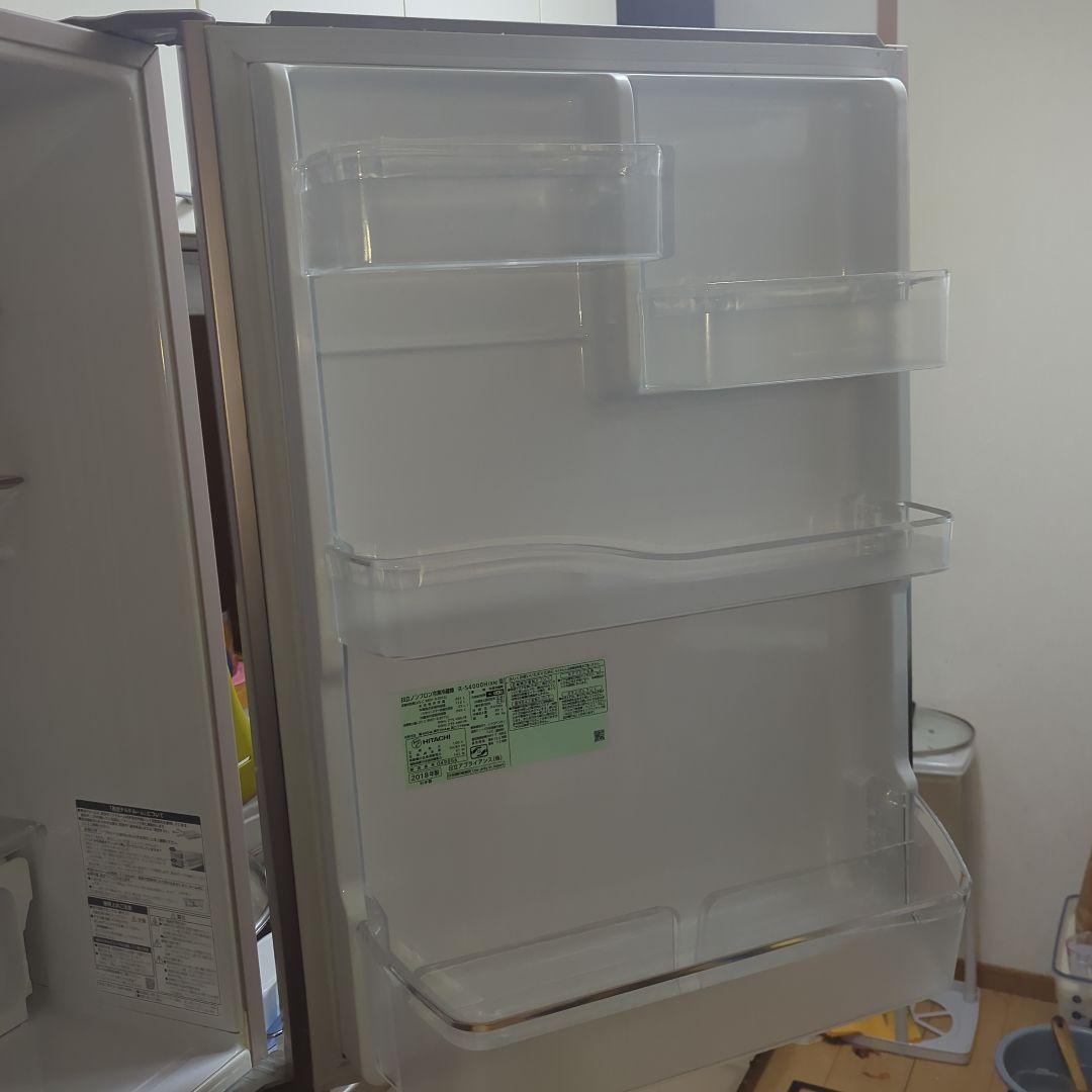 HITACHI ５ドア冷蔵庫 シルバー