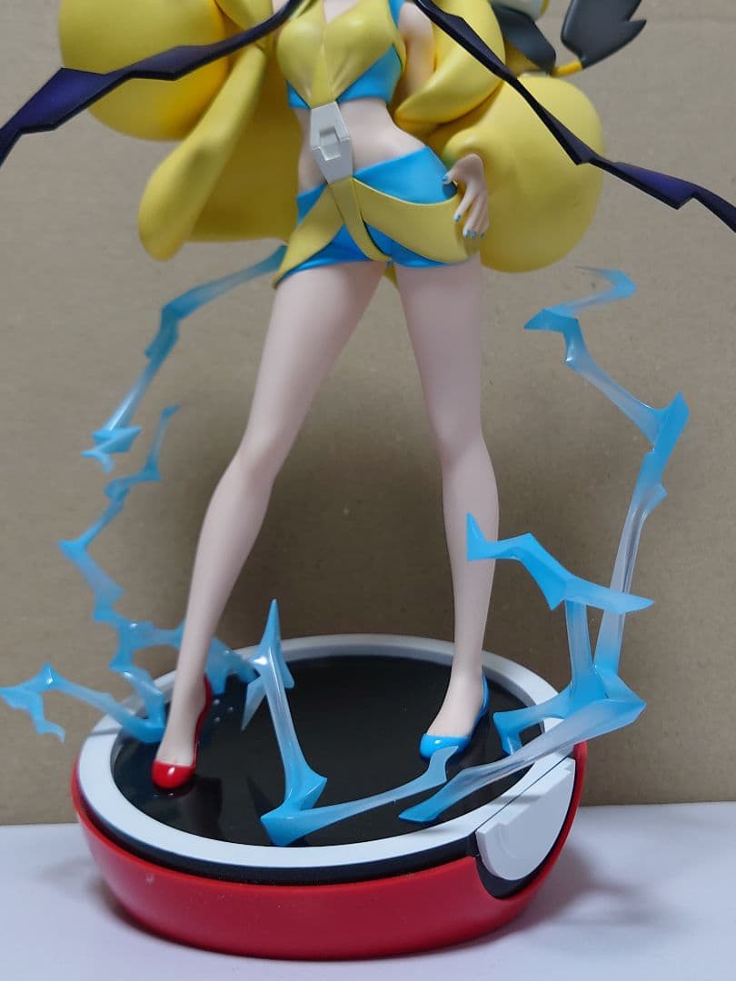 カミツレ & エモンガ KOTOBUKIYA フィギュア　ポケモンセンター限定