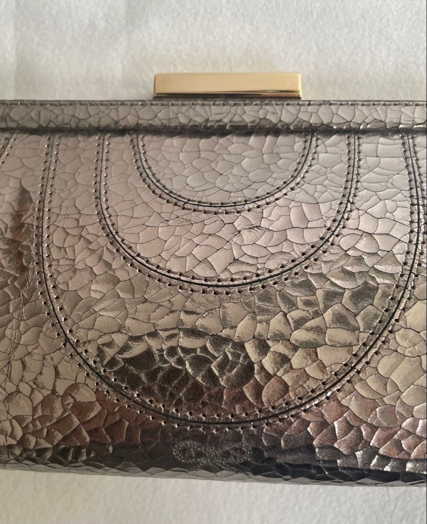 ANYA HINDMARCH アニヤハインドマーチ クラッチバッグ　バッグ